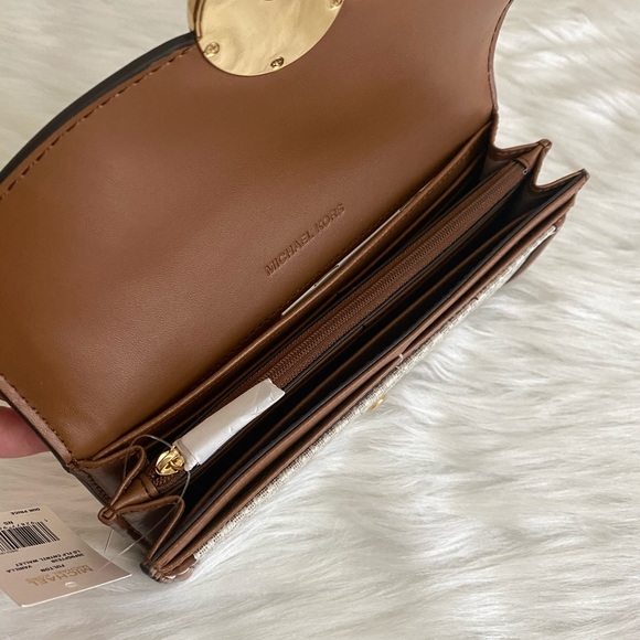 Michael Kors purse and wallet set - Picture 8 of 8